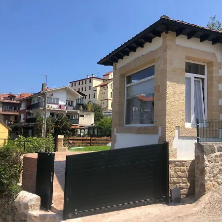 Casa Jardines